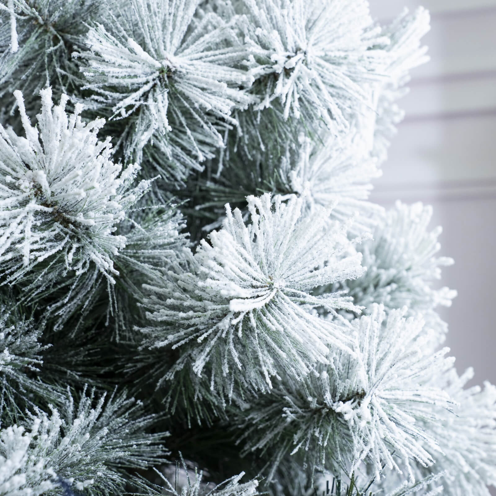 4FT Snow-Flocked Mini Christmas Tree(PJT-2508) - Abrihome