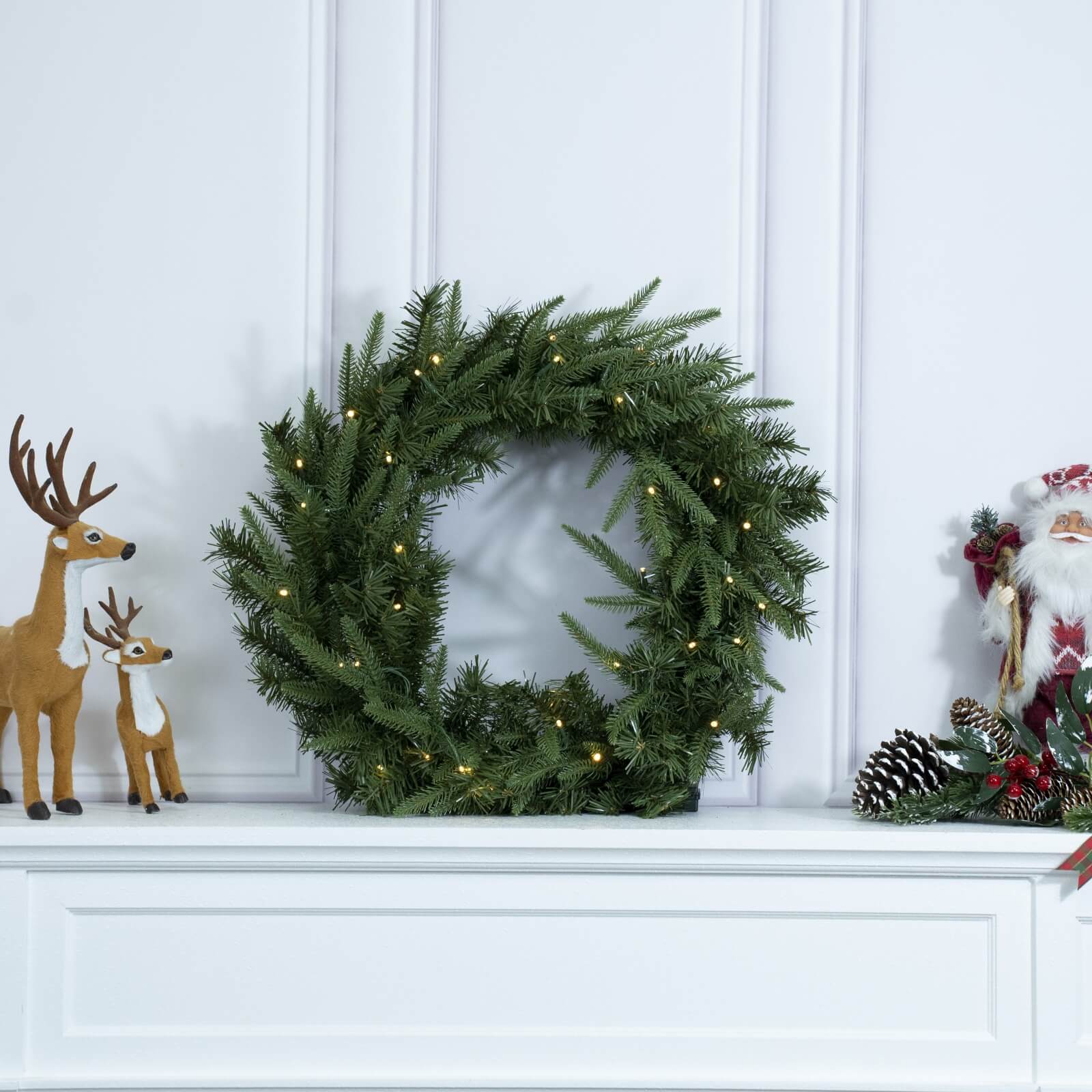 Festive Green Christmas Wreath with Optional LED Lights(PJW-2512) - Abrihome