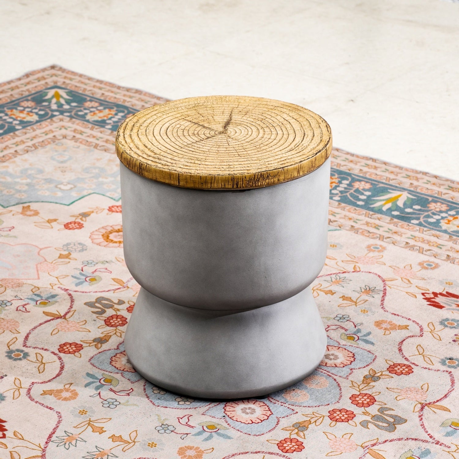 🧊 Modern Style Meets Function: Side Table with Built-in Ice Bucket