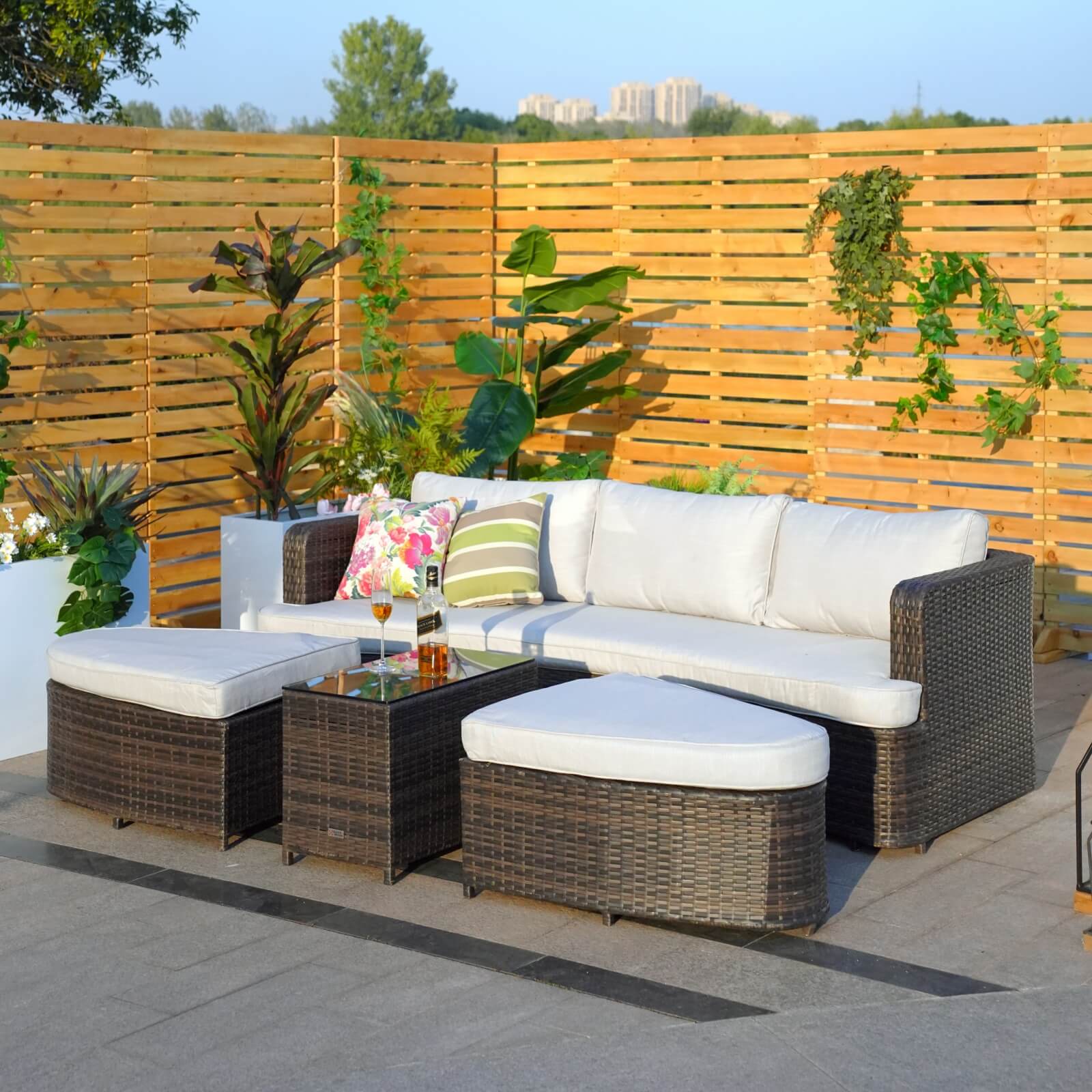 Luxury Outdoor Daybed with Cushions (PAL-1202) - Abrihome