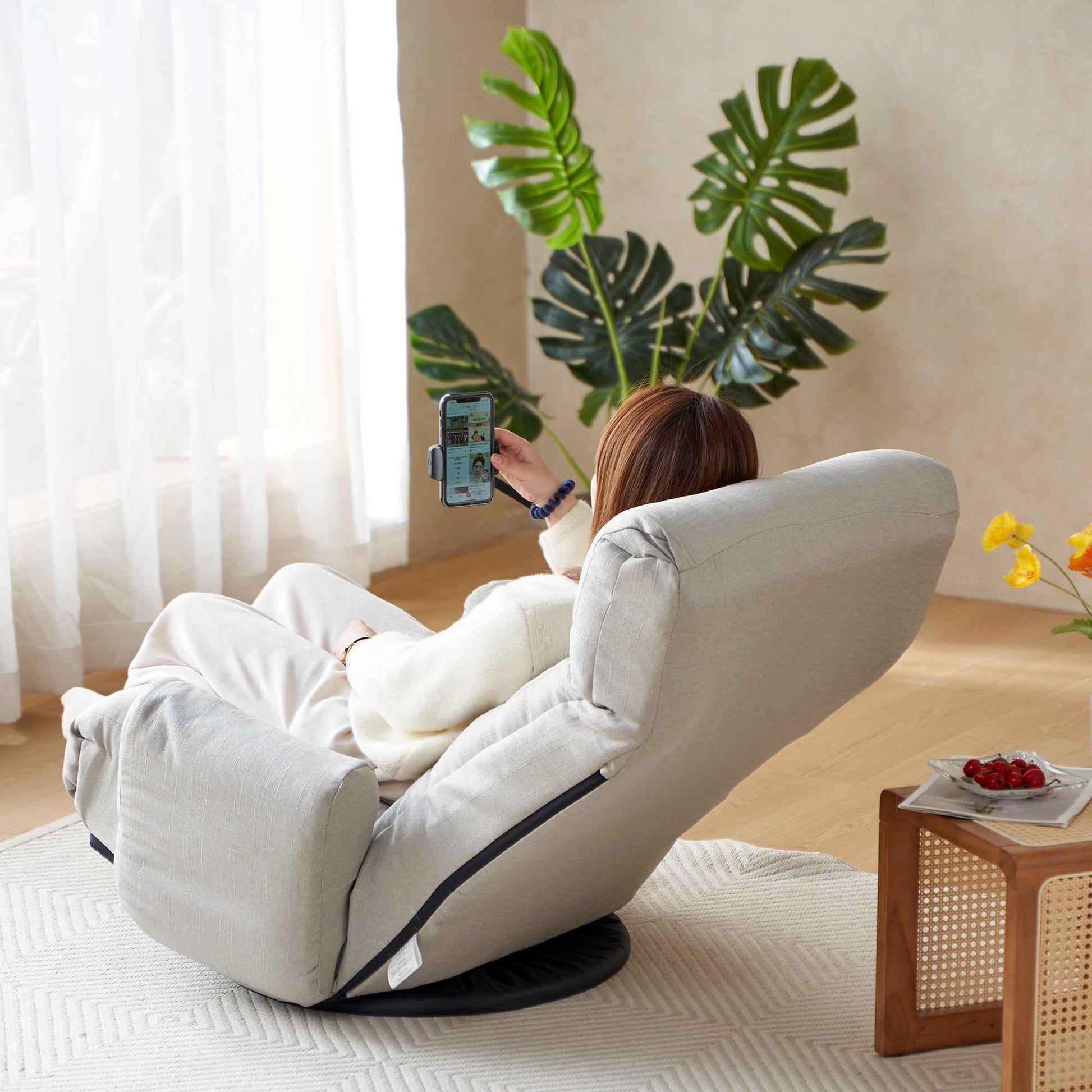 Adjustable Greay Swivel Lounge Chair with 360-Degree Rotating Seat and Headrest Support, Leisure Chair Deck Chair - Game Chair for Living Room