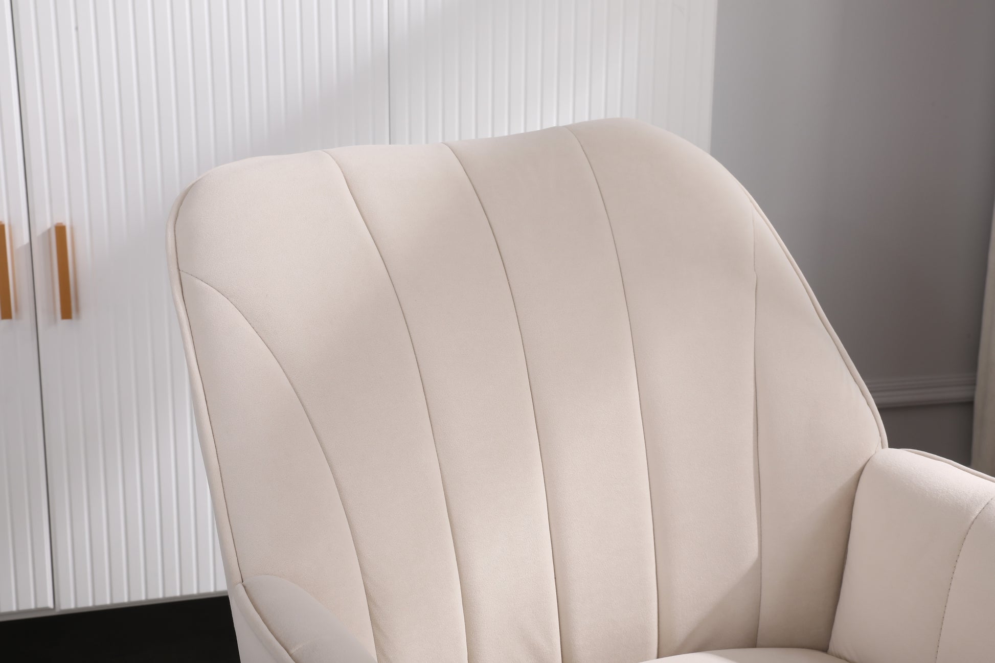 Modern Mid Century Chair velvet  Sherpa Armchair for Living Room Bedroom Office Easy Assemble(BEIGE) - Abrihome