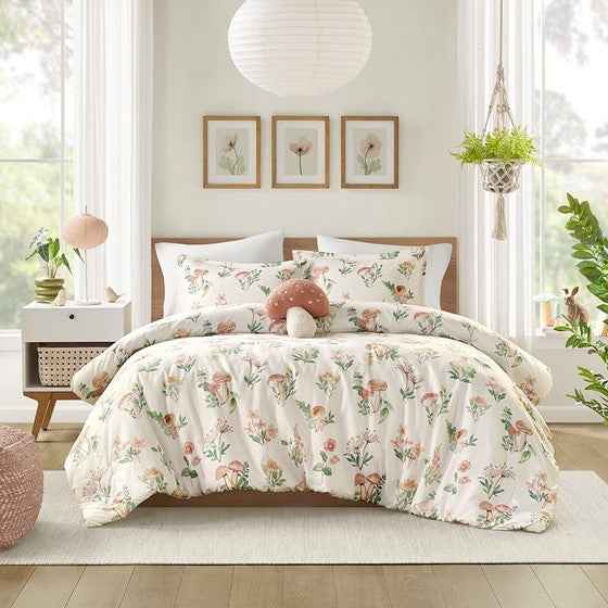 Full/Queen Mushroom Garden Comforter Set