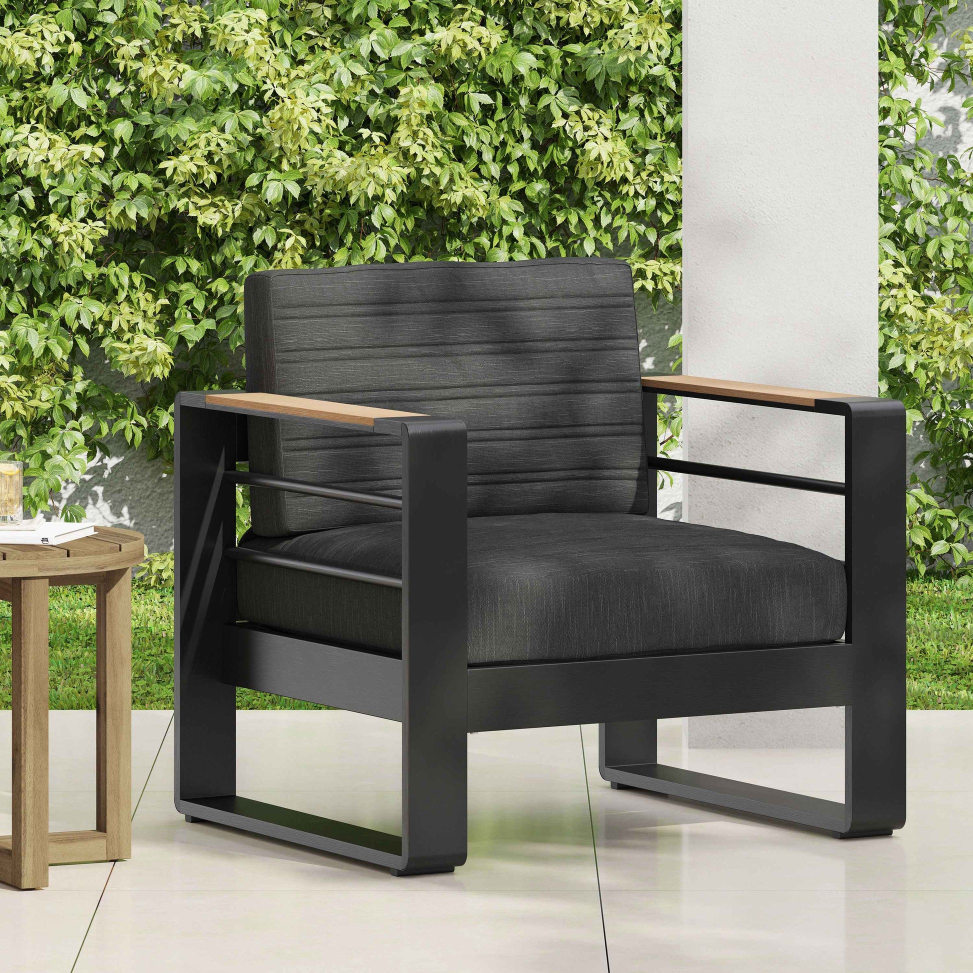 Giovanna Club Chair Set with Aluminum Frame and Water-Resistant Cushions in Black
