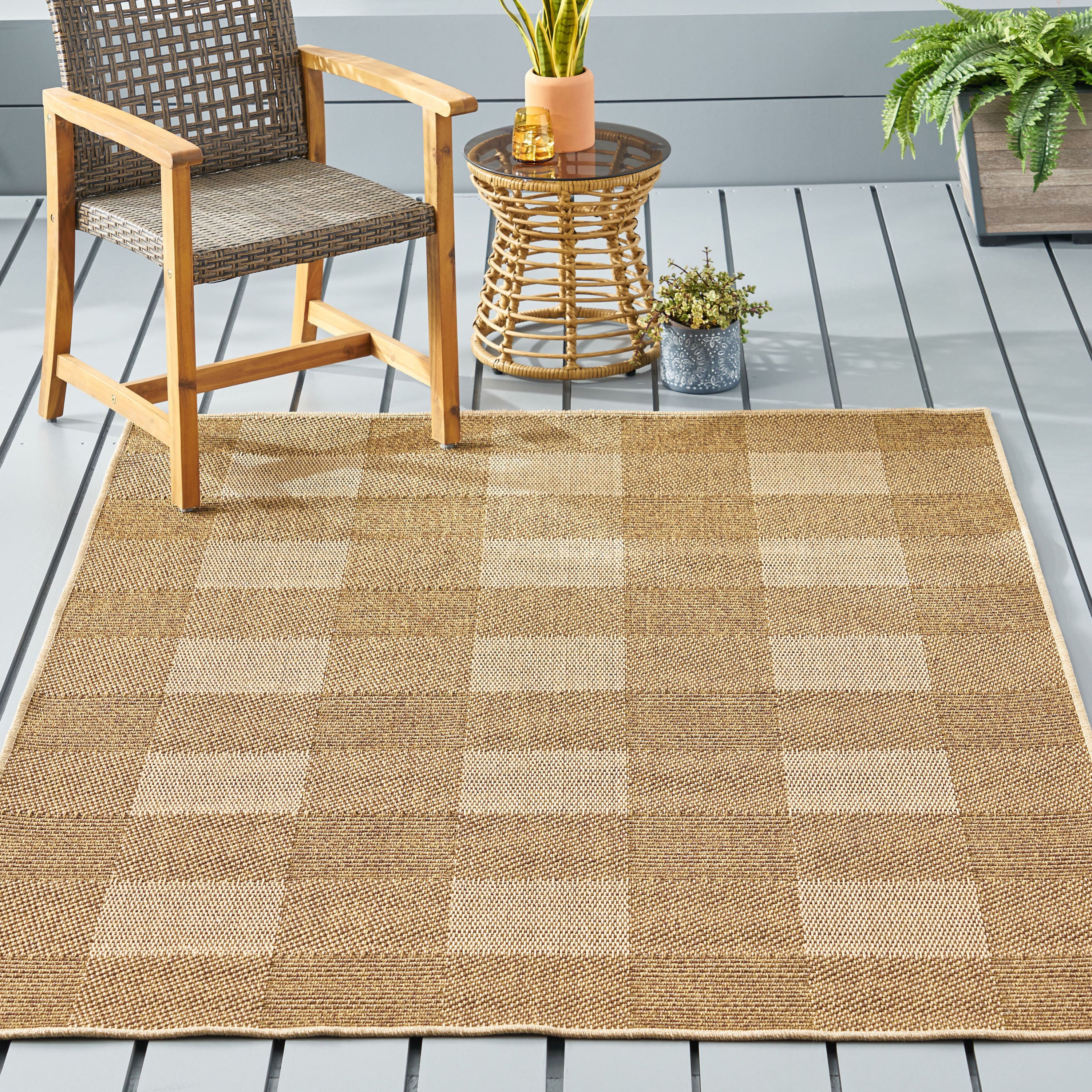 5'3" x 7' Indoor/Outdoor Area Rug, Natural