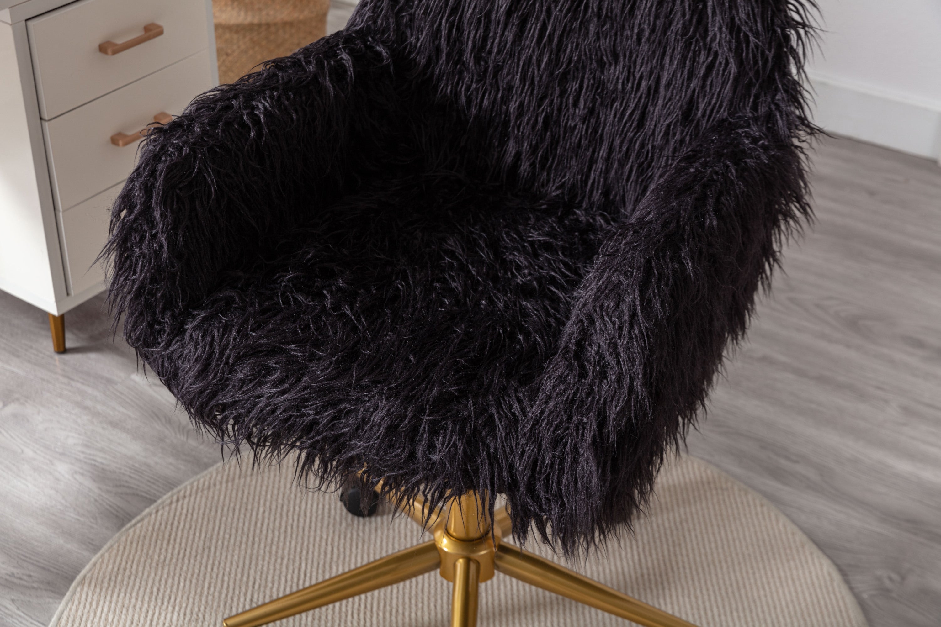 HengMing Modern Faux fur home office chair, fluffy chair for girls, makeup vanity Chair with Gold Plating Base