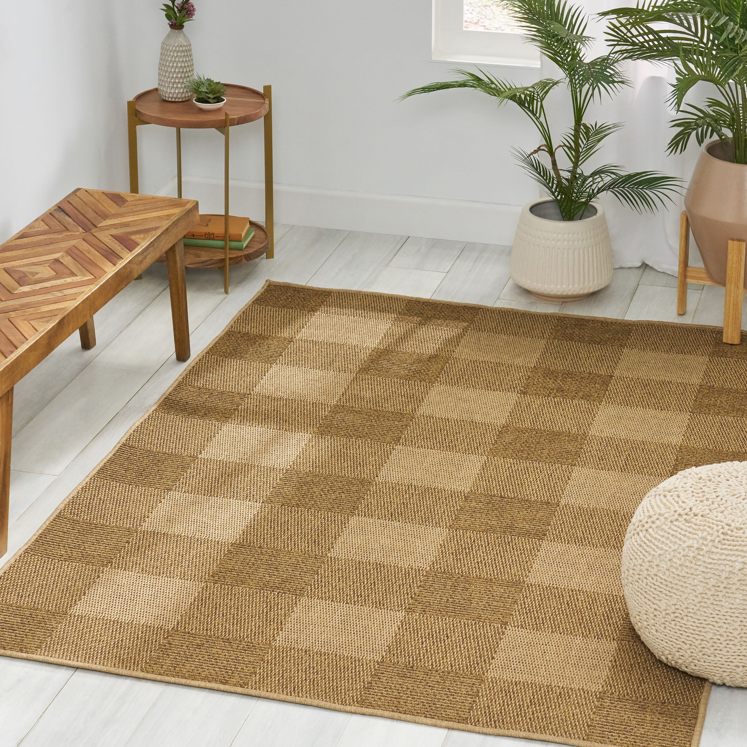 5'3" x 7' Indoor/Outdoor Area Rug, Natural