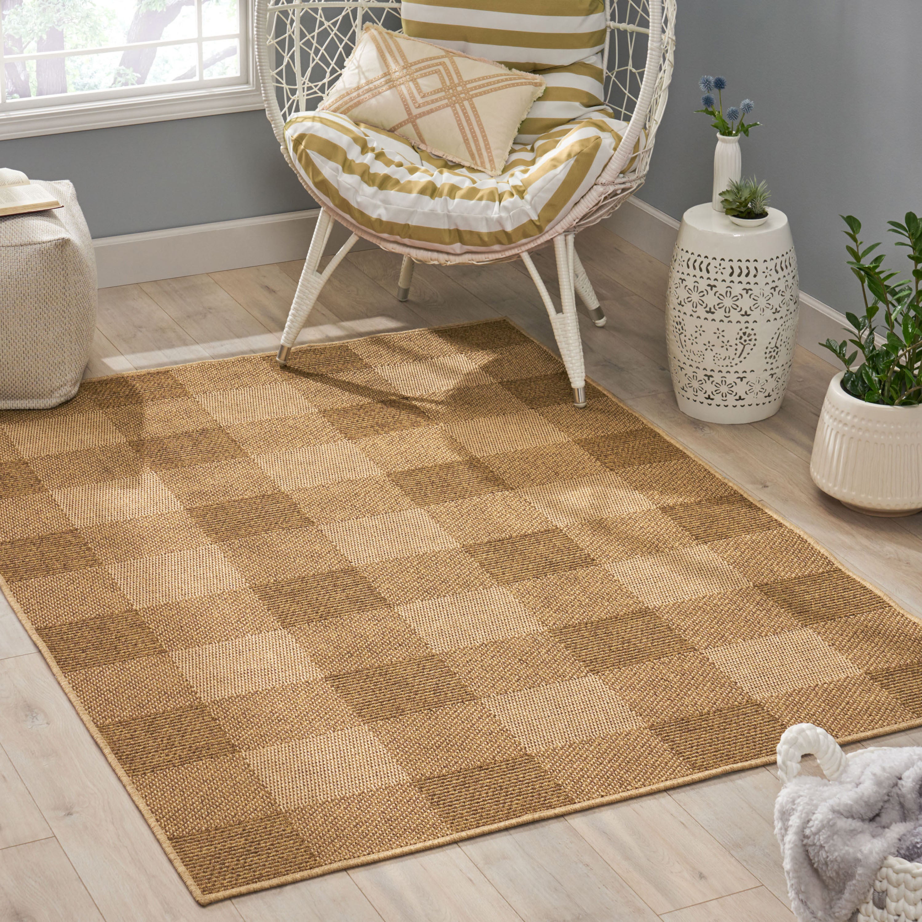 5'3" x 7' Indoor/Outdoor Area Rug, Natural